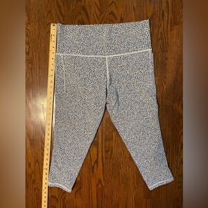 Athleta Salutation Stash II Textured Tights Size 1X